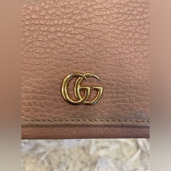 SOLD!!!! 💯 Gucci Trifold Wallet - Picture 5 of 8
